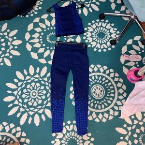 Fabletics blue set!! Only worn twice!!